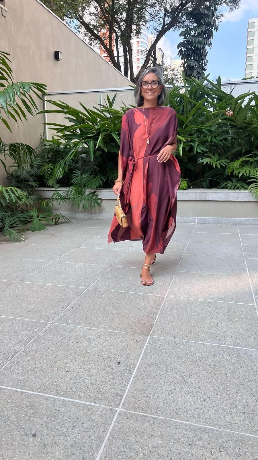 Kaftan Longo Seda Estampa Gotham Carmelia